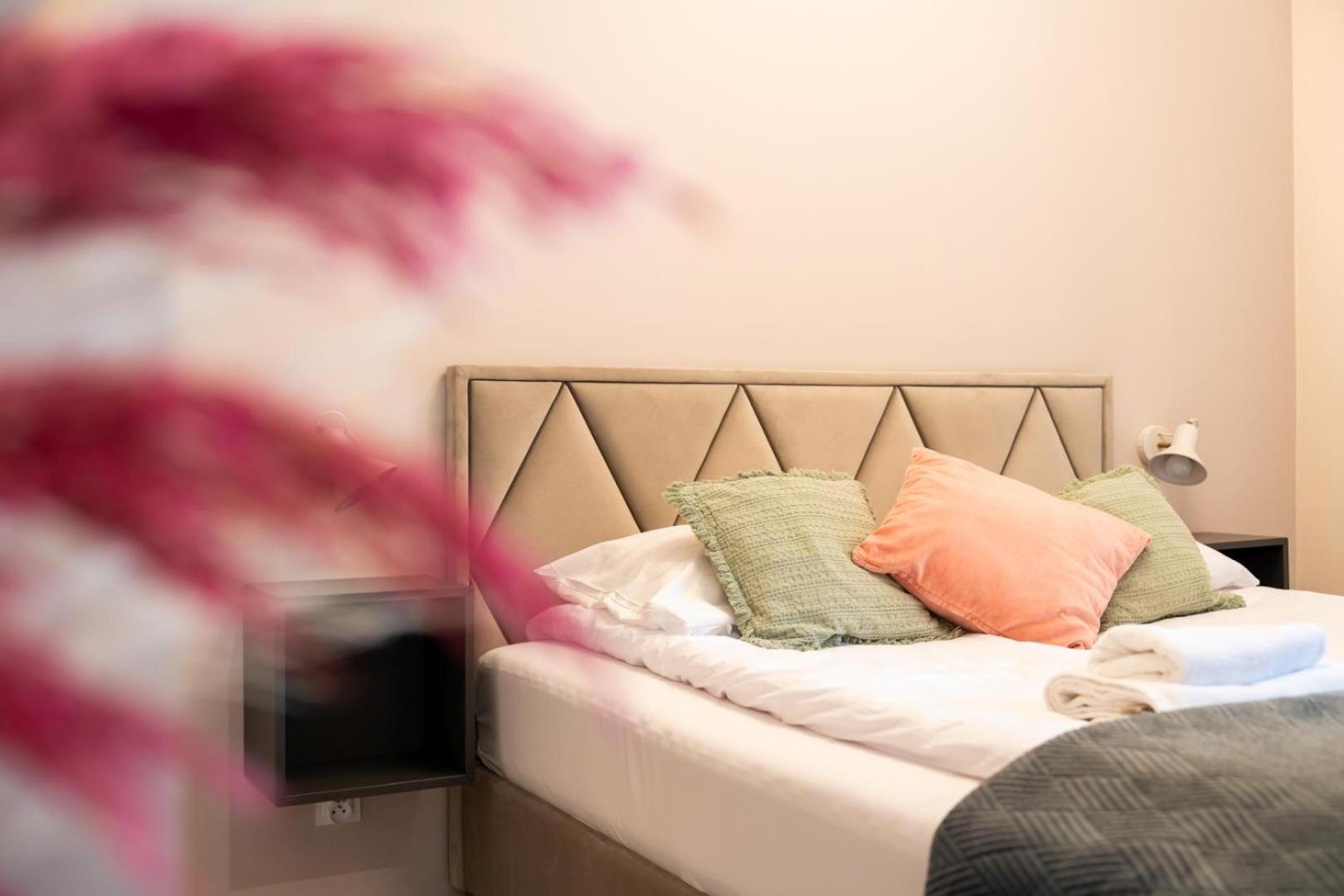 Apartament Smile - Z Prywatnym Monitorowanym Parkingiem By Spaceapart Jelenia Góra Exteriör bild