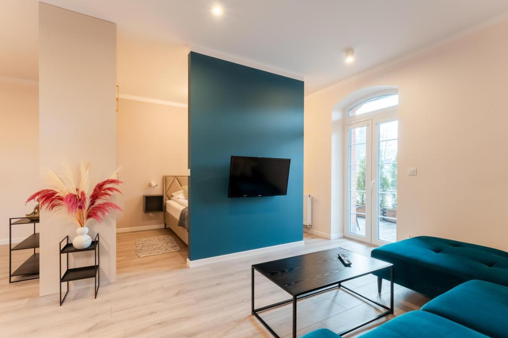 Apartament Smile - Z Prywatnym Monitorowanym Parkingiem By Spaceapart Jelenia Góra Exteriör bild