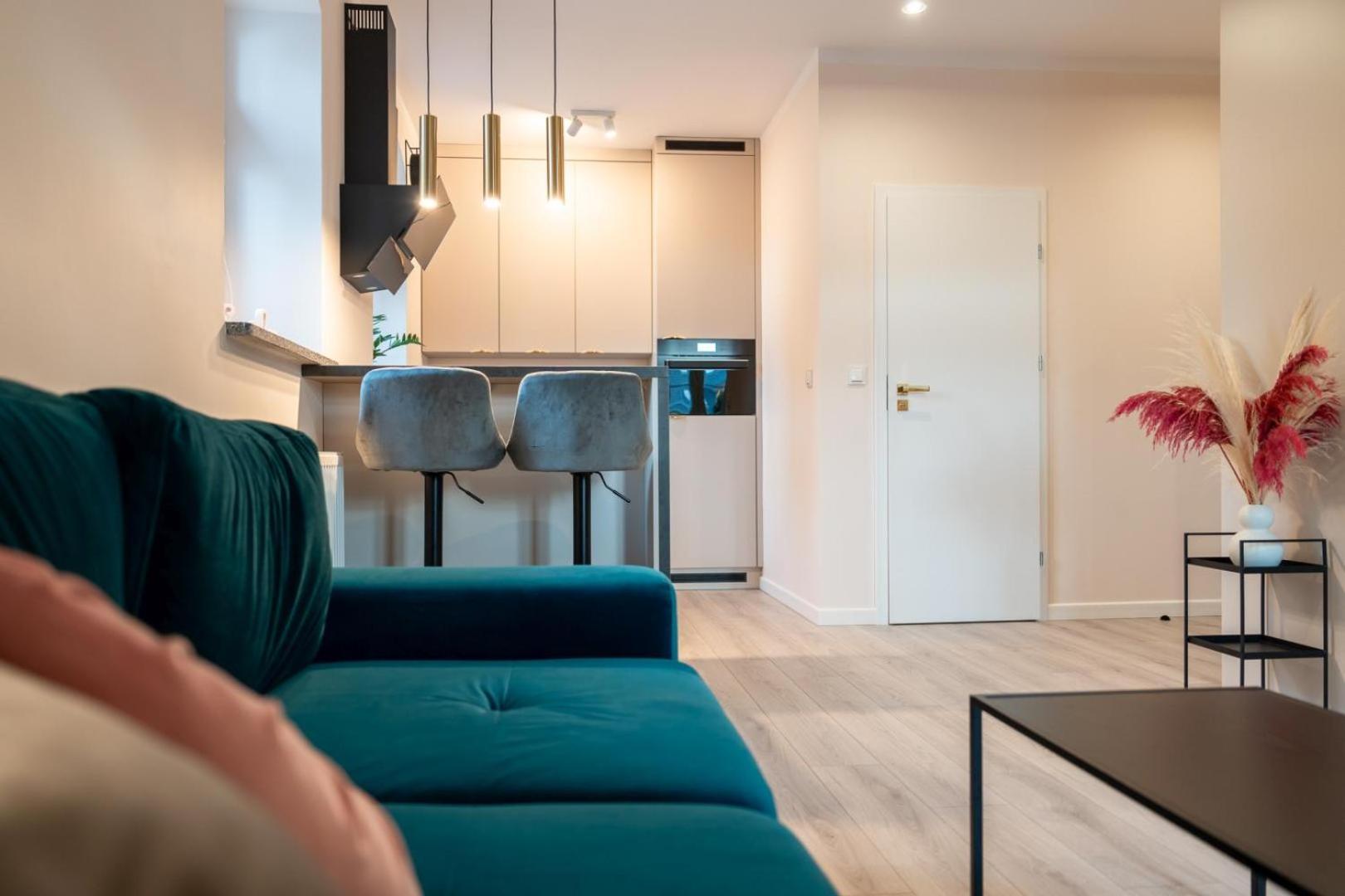 Apartament Smile - Z Prywatnym Monitorowanym Parkingiem By Spaceapart Jelenia Góra Exteriör bild